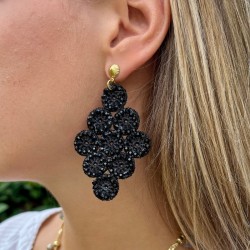 Boucles d'oreilles pendantes - Tissage noir & Cristaux de bohème