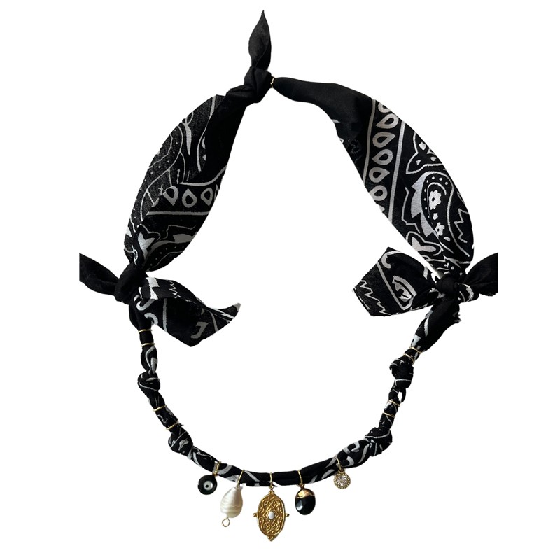 Collier bandana Médaille Indienne Indi Noir - Charms dorés - Badhnati