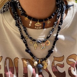 Collier bandana Champi Pierre Magic Dream bleu marine - Charms dorés