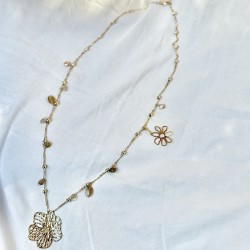 Collier chaîne sautoir doré - Perles, pierres & Fleur ciselée