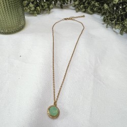 Collier court KODOUL chaîne dorée & Pendentif rond vert d'eau