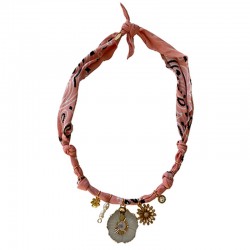 Collier bandana Poétic Blush rose poudré doré - Charms & Fleur nacre - BADHANATI