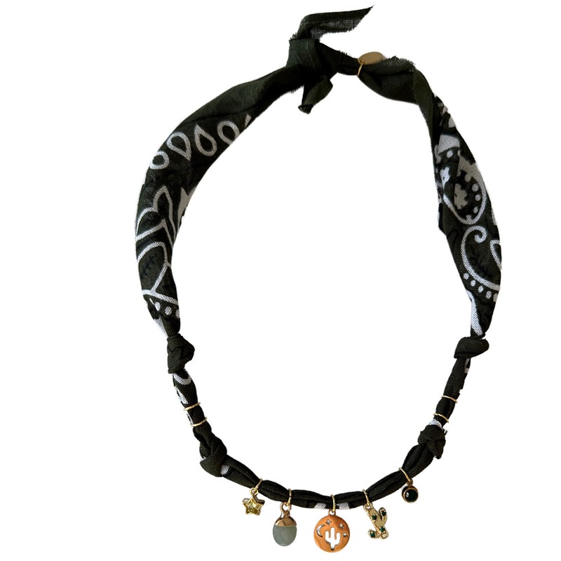 Collier bandana Wild Desert kaki doré - Médaille et cactus