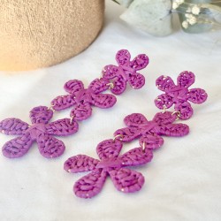 Boucles d'oreilles pendantes MAELIE VIOLET - Marguerites en raphia