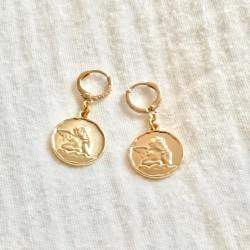 Boucles d'oreilles mini-créoles dorées & Pendentif médailles anges