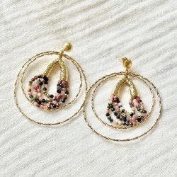 Boucles d'oreilles créoles dorées - Anneaux & Goutte perlée rose