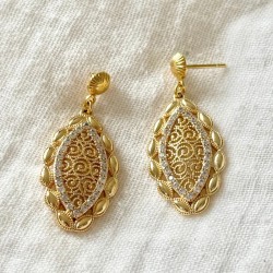 Boucles d'oreilles pendantes - Filigrane arabesque doré & zircons blancs