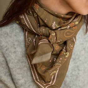 Foulard en voile de coton - CACHEMIRE OLIVE - Gabrielle Paris