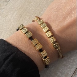 Bracelets Messages MELIE Soie beige - Cubes & Lettres dorées au choix Lettres FREE