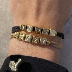 Bracelets Messages MELIE Soie beige - Cubes & Lettres dorées au choix Lettres GYPSY