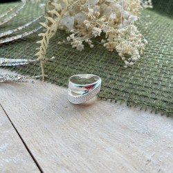 Bague anneaux en argent LINA - Décor rubans lisses et zircons TAILLE 54